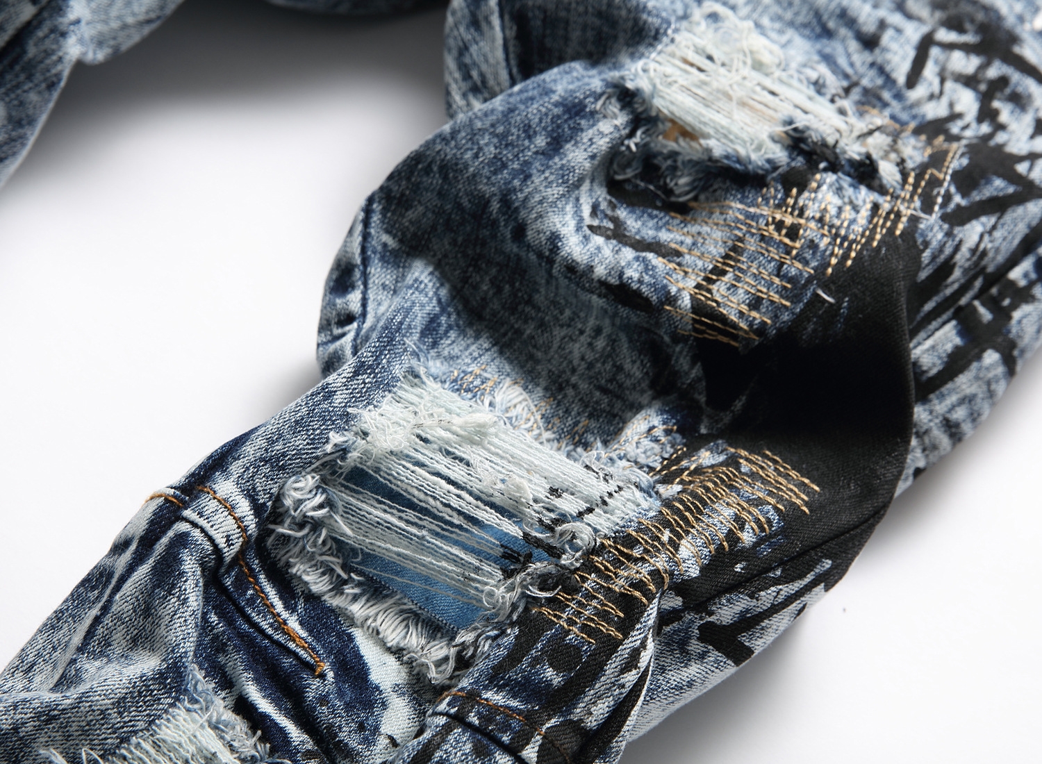 Мужские джинсы с вышивкой и принтом оптом из Китая