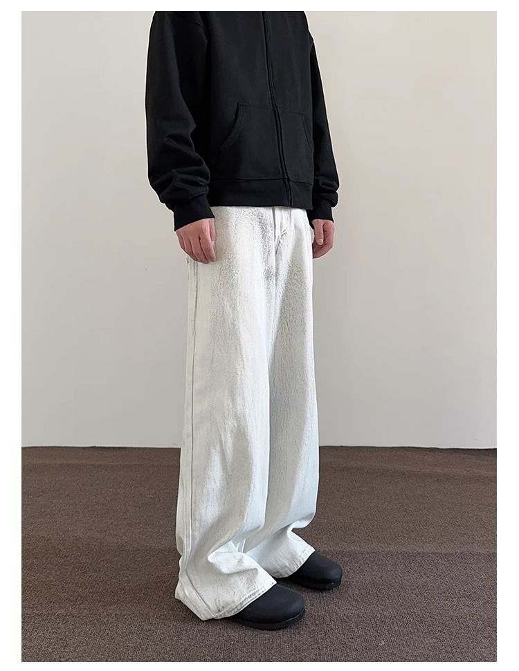 Белые джинсы с выцветанием и потертостями оптом из Китая