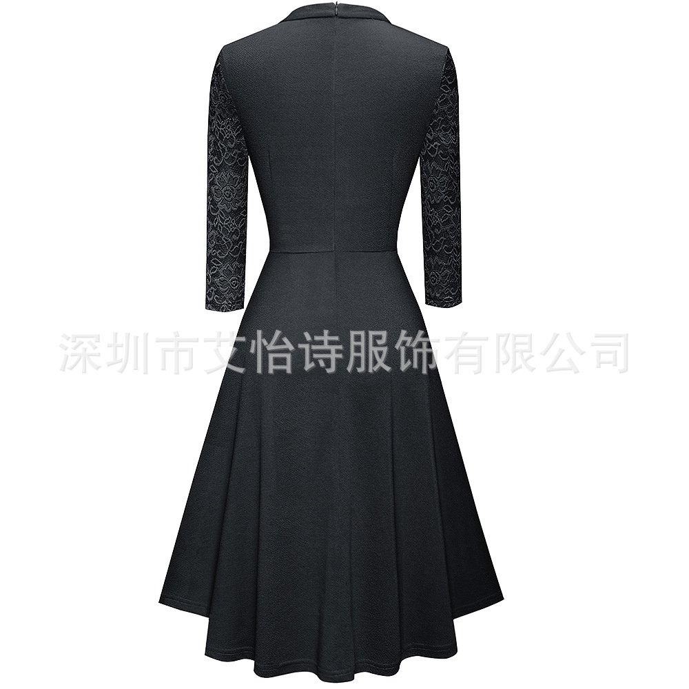 Платье с вырезом под горло и кружевной отделкой оптом из Китая