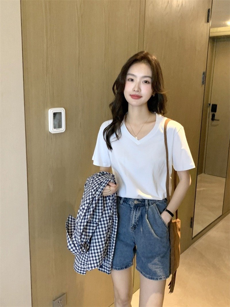 Женская футболка V-образный вырез белая 2024 лето оптом