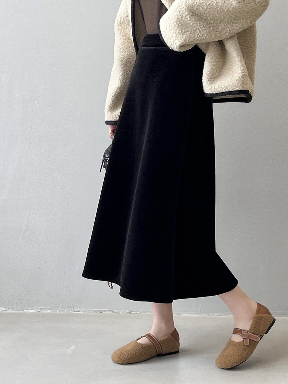 Женская зимняя бархатная юбка 2023 оптом из Китая