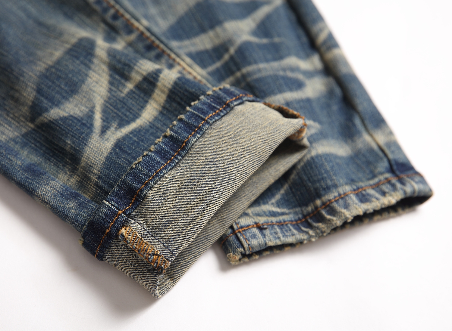 Мужские джинсы с вышивкой и принтом оптом из Китая