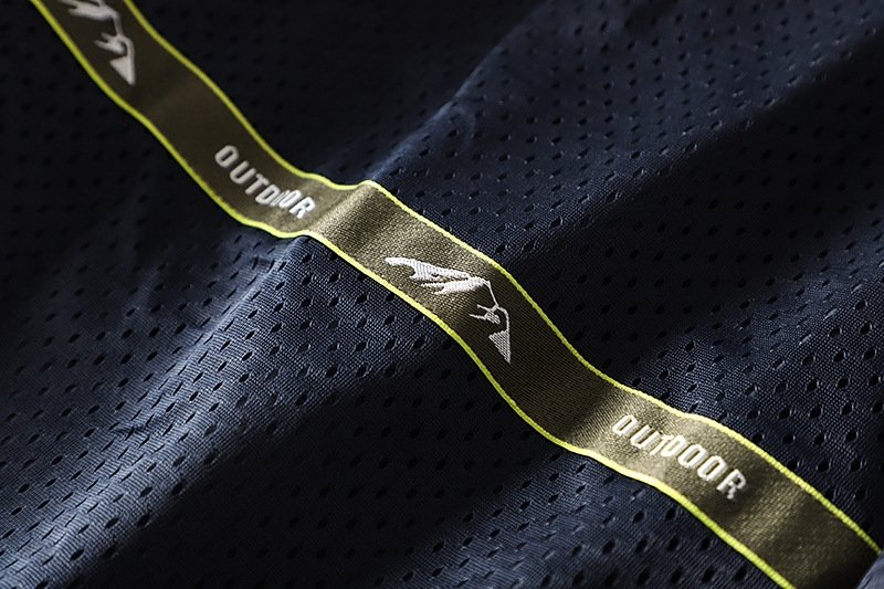 Ветрозащитная куртка с множеством карманов оптом из Китая