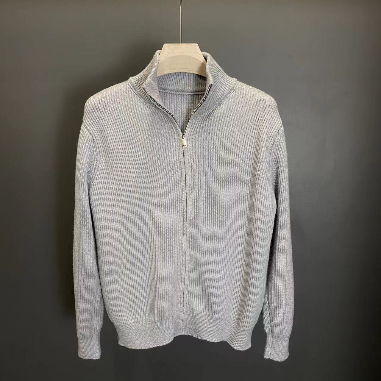 Мужской свитер с высоким воротником и молнией оптом