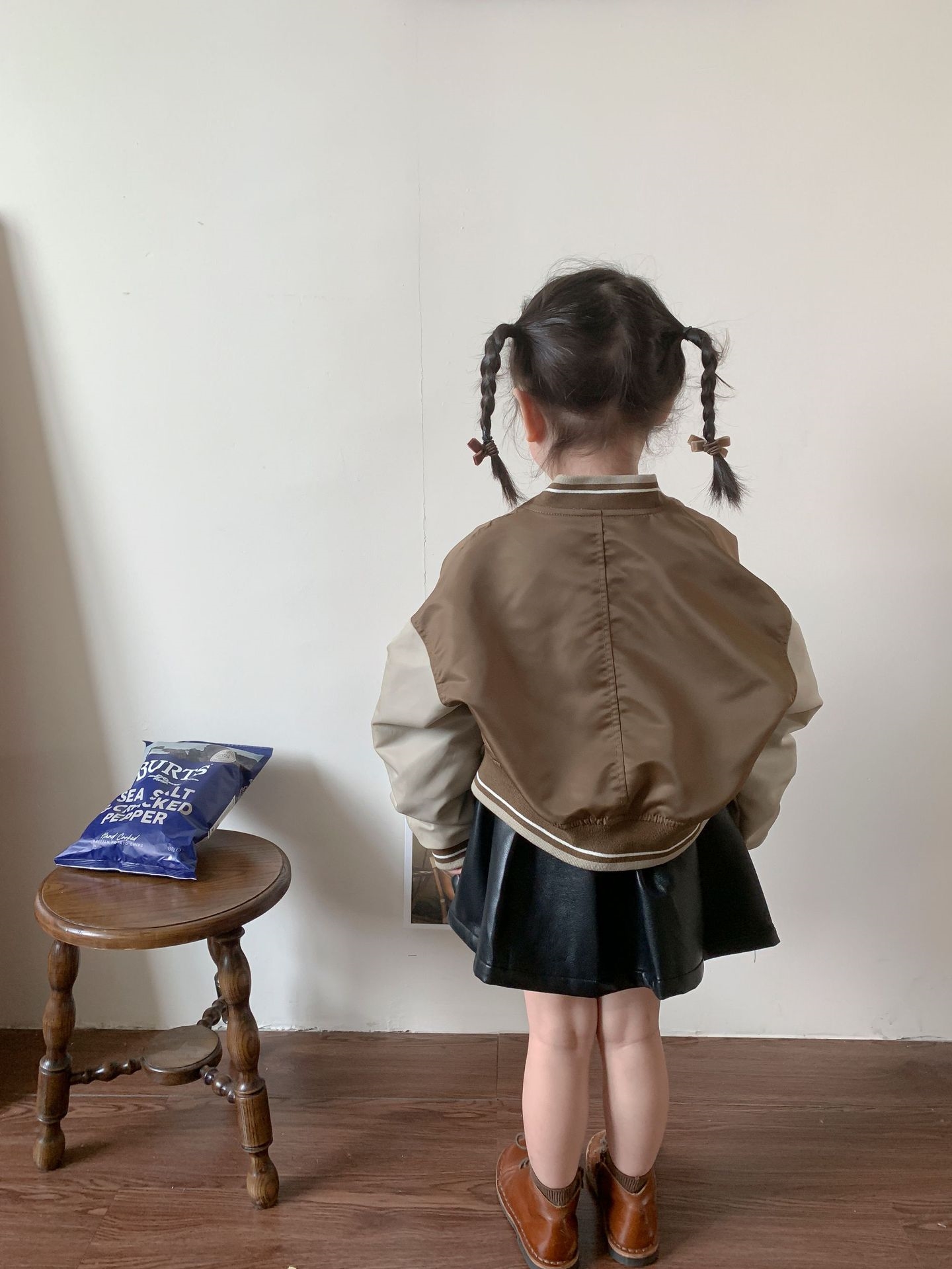 Детская куртка Вейау студио оптом из Китая