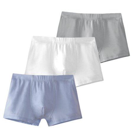 Детские трусы в упаковке из трех штук изображение