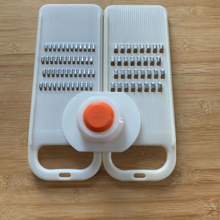 Нож для нарезки овощей фотография