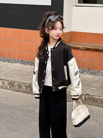 Детская куртка в стиле бейсболки фото