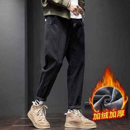 Мужские джинсы с манжетами и завышенной талией фото