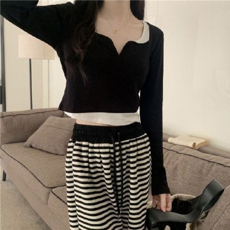 Женская футболка с длинным рукавом в ретро стиле фотография