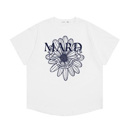 Футболка с коротким рукавом и принтом маленькой собачки фотография