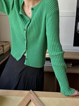 Женский свитер с круглым вырезом 2024 весна фотография