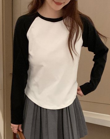 Женская футболка с длинным рукавом фотография