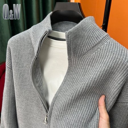 Мужская зимняя вязаная куртка с молнией фото