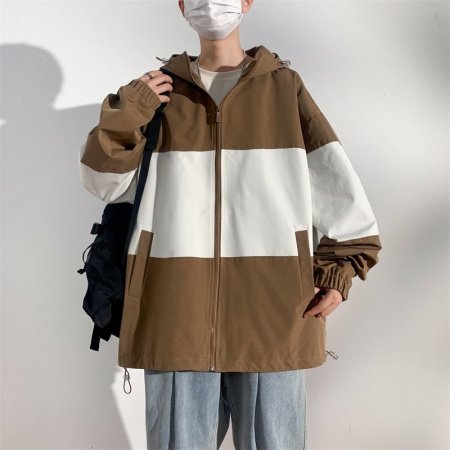 Куртка с капюшоном и принтом фото