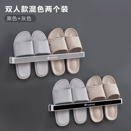 Полка для ванной комнаты и тапочки фото