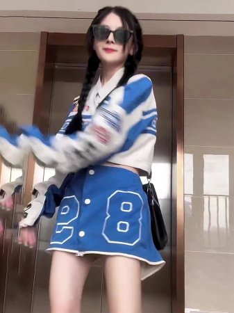 Мужская куртка с вышивкой фото