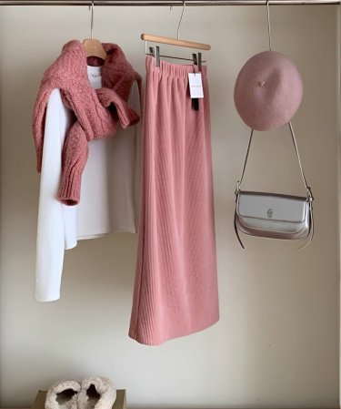 Шерстяная юбка с высокой талией и разрезом фото