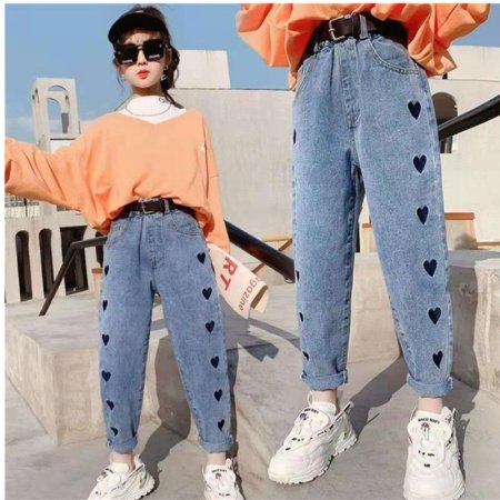 Детские джинсы с высокой талией фотография