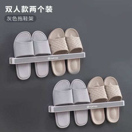 Полка для ванной комнаты и тапочки фото