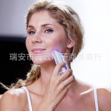 Женский электрический бритвенный аппарат с лазерной эпиляцией фото