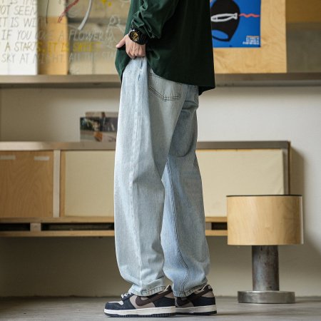 Мужские джинсы в стиле Гонконга фото