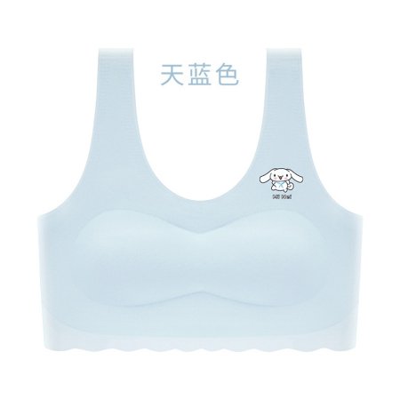 Детское белье из льда фотография