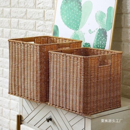 Корзина для хранения из пластика фотография