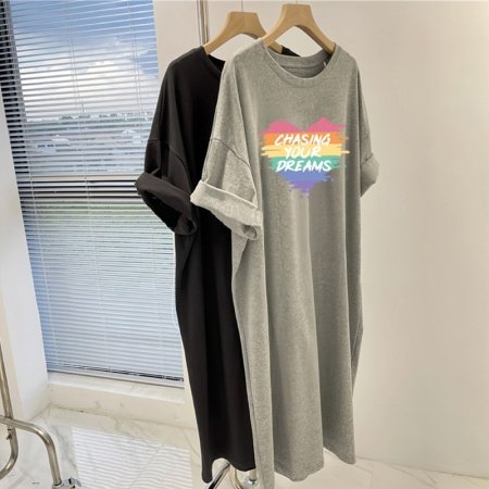 Летнее платье с коротким рукавом изображение