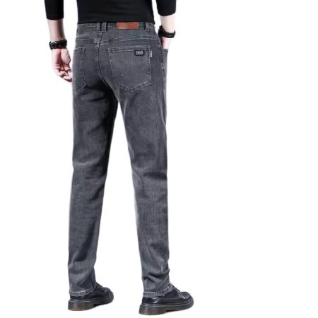 Мужские джинсы в стиле бизнес-кэжуал фото