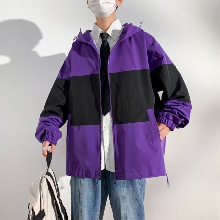 Куртка с капюшоном и принтом фото