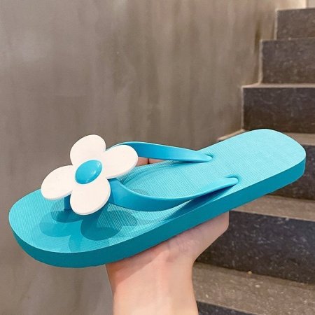 Летние женские шлепанцы изображение