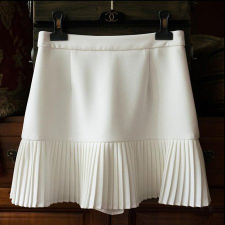 Шелковая короткая юбка с плиссированным низом изображение