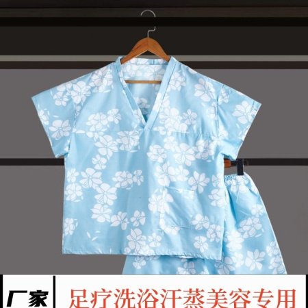 Одноразовый халат для сауны и купания фотография