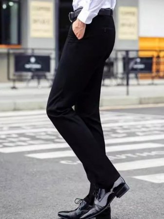 Мужские брюки в стиле бизнес-классика фотография
