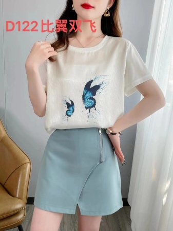 Футболка из искусственного шелка с коротким рукавом фотография