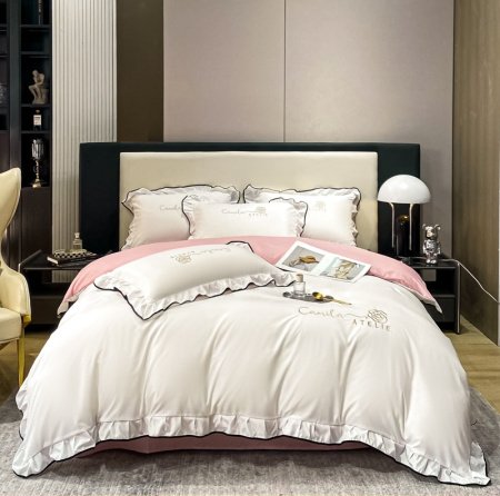 Постельное белье из чистого шелка фото