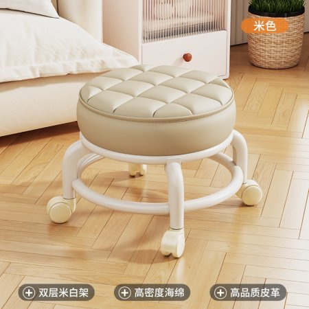 Детский стул с колесиками и подставкой для ног фото