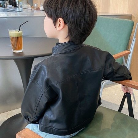 Детский кожаный пиджак 2024 фотография