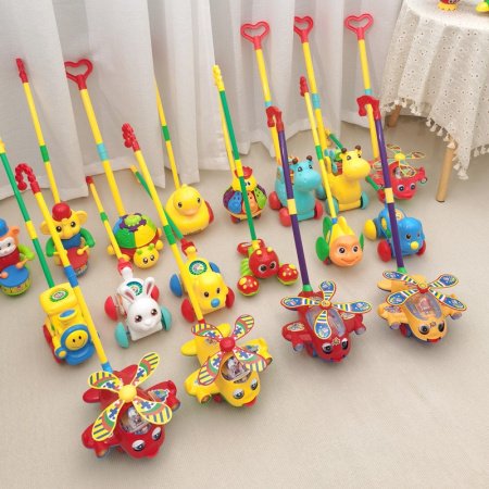 Игрушка-погремушка для детей изображение