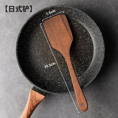 Набор кухонных инструментов из натурального дерева фотография