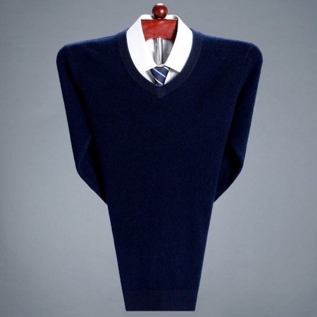 Мужской свитер из чистой шерсти фото