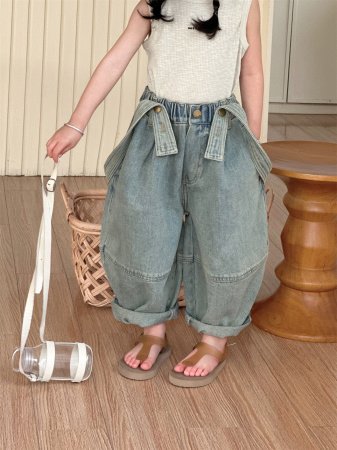 Детские джинсовые брюки с лямками изображение