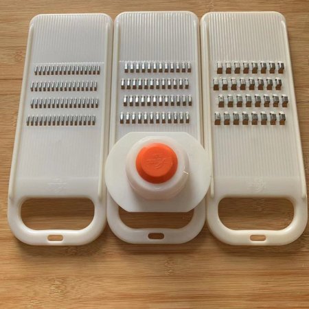 Нож для нарезки овощей фотография