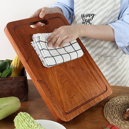 Деревянная разделочная доска фото