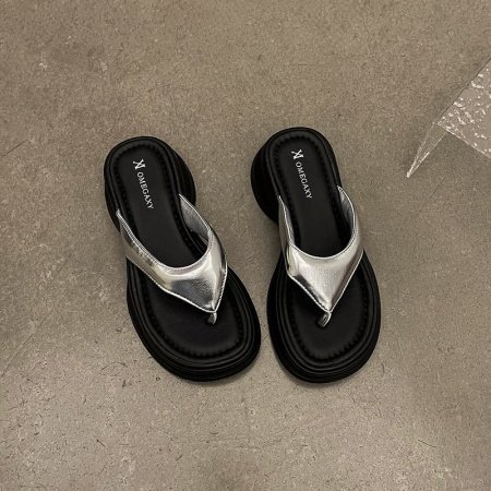 Женские летние туфли с толстой подошвой изображение