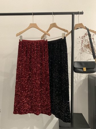 Высокая юбка с блестками из бархата изображение