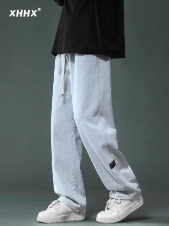 Мужские джинсы весенне-летней коллекции 2023 изображение