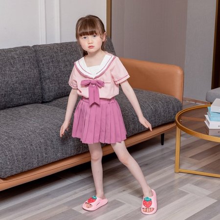 Детские тапочки с мультяшным рисунком изображение