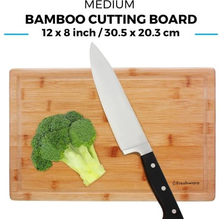 Натуральная доска для резки из бамбука фотография